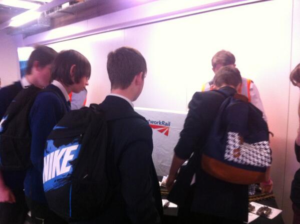 WellacreICT's tweet image. How does an electric train work? #itech2014