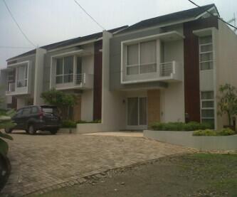 Putry_juLy's tweet photo. Dapatkan hadiah langsung tanpa di undi 1mobil NISAN LIVINA ,dgn membeli 1unit rumah semua type di Batu Putih Cibubur http://t.co/7IvukbuXtL