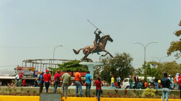 AKeleris's tweet photo. La ONA apoya valores patrios y prevención en Barinas http://t.co/hkOLQOcpWJ @RedONABarinas http://t.co/KXiAOx1Ote