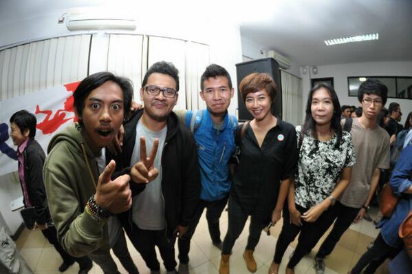 tri_kumbara's tweet photo. #latepost Jalanesia :) @r_djangkaru http://t.co/IRcbrOZuZj