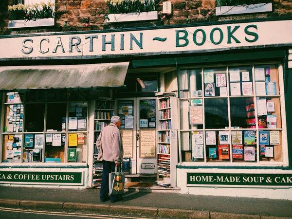 NeutralFilms's tweet image. We've confirmed a beautiful bookshop for our historian character. Incredibly excited to film inside. #fixershortfilm