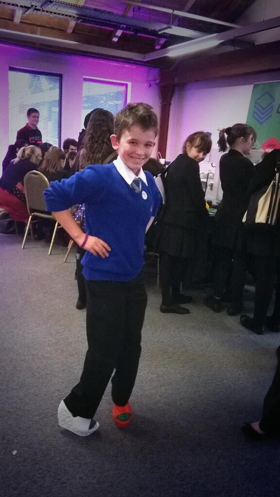 dominic_60265's tweet image. Hahahahahah #itech2014