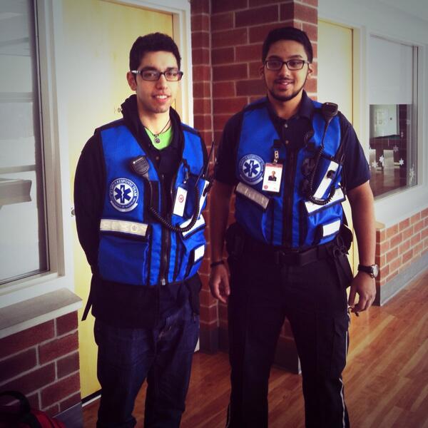 MaazIYasin's tweet photo. All suited up..bring it on StPatty's! #stpattys #tacticalvests @uwCRT http://t.co/77463RSUFH