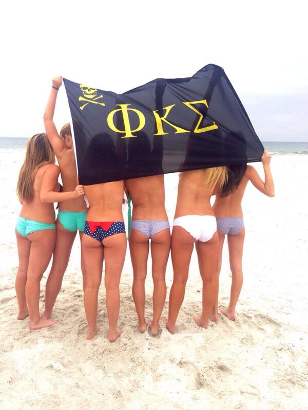 totalfratmove's tweet photo. Check out the Spring Break Photo Contest, and submit your own pics here >> http://t.co/7ofaBidAIb http://t.co/mqCe87jVP9