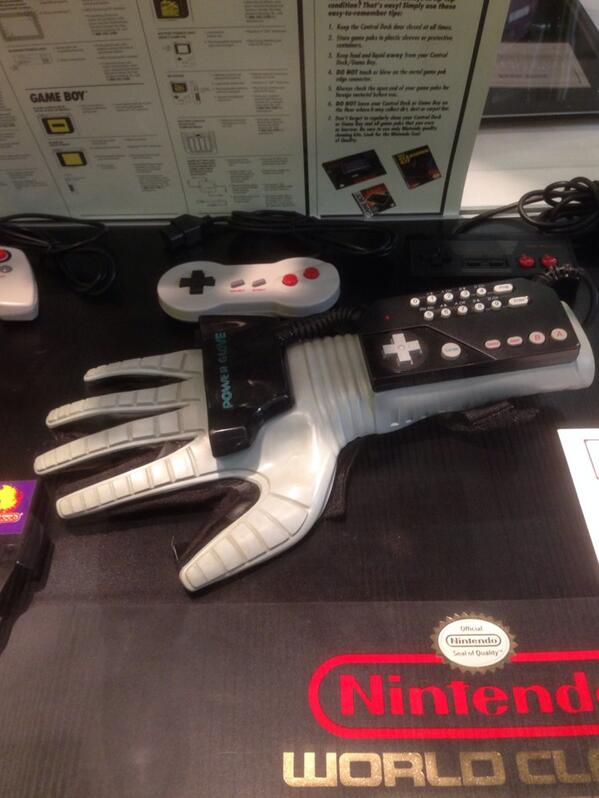 helloretoy's tweet photo. Face to face with our favorite least favorite gaming accessory. #GDC2014 http://t.co/TY7VQWfmsn