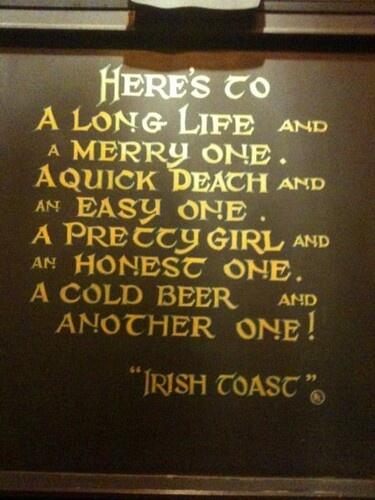 TheChivery's tweet photo. Happy St. Patrick's Day, party people! http://t.co/6Xa4cP6B1z