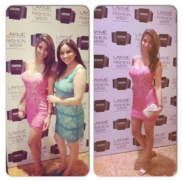 NicoleFaria9FC's tweet photo. @NicoleFaria9 At #LFW http://t.co/tSamSM9ZHW
