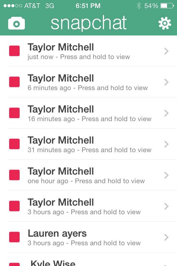 JeffMckendree's tweet photo. Someone has snap issues! @taylorleamitch @laurennnayy @SnapchatProbbz @GingerProblems http://t.co/7kJQAdZPqF