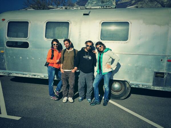 Nice ride! RT <a href="/LivSansoz/">Liv Sansoz</a>: Yeah! We got the Airstream caravan for the coming <a href="/Petzl/">Petzl</a> #roctrip! Can't wait!