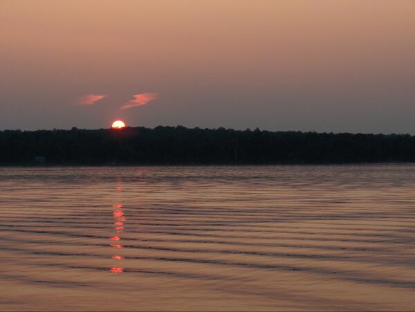 NorthridgeInn's tweet photo. Hello everyone.....we're new to twitter.  Going to appreciate sunsets like this over Lake Bernard this summer! http://t.co/UKRzeEhYsz