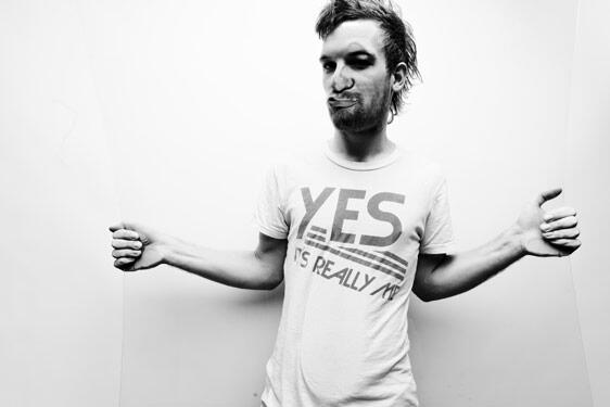 ticketcenterpr's tweet photo. Hold On!..¡Sólo 5 días para que @ruskoofficial se apodere del #CLSoundFields! 
Boletos en http://t.co/RHj6uQ7dOm http://t.co/Pk499vaS5i