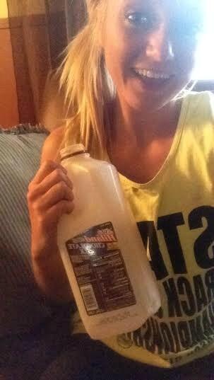 SierraWells24's tweet photo. Caught me sippin' #posttrack http://t.co/S6DGhqFMe4