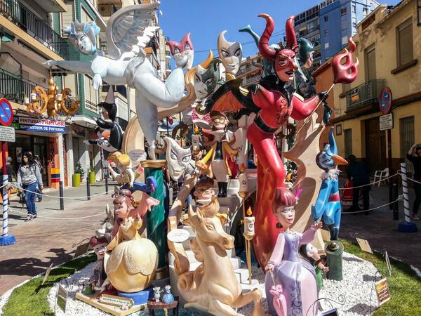 CulleraTV's tweet photo. Premis de Falles Infantils Secció Especial: 1r premi per a la falla @FSantAntoni #FallesCullera2014 http://t.co/whMPKP2ZlU