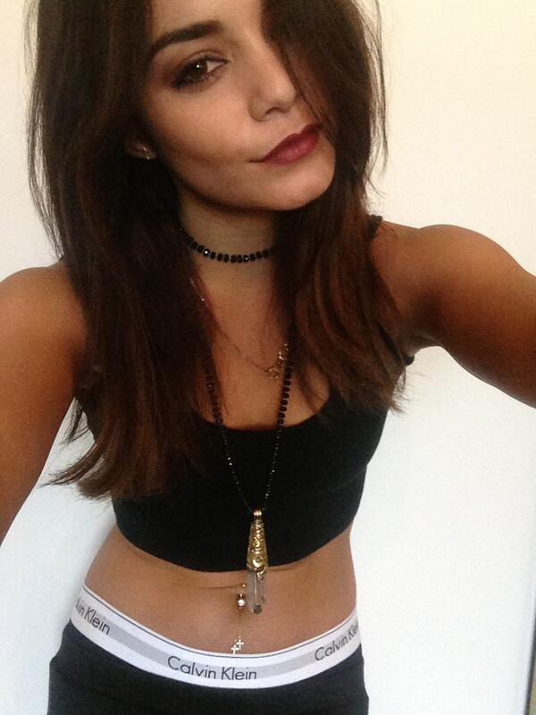 Vanessa Hudgens on Twitter: "Happy Monday lovers #mycalvins  http://t.co/BSPHWiaJdv" / Twitter