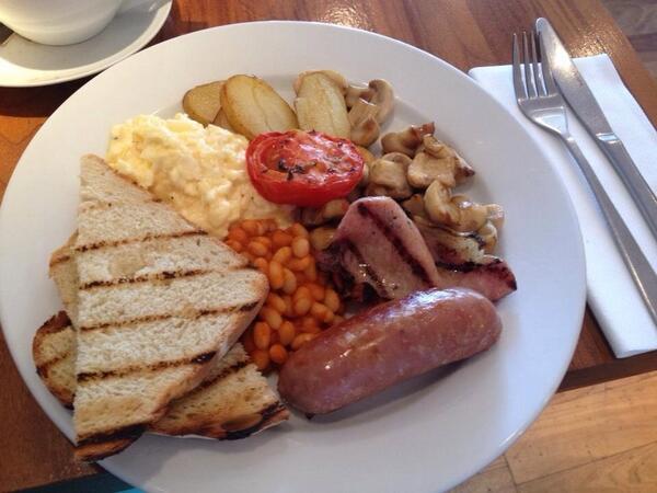 VictoriaEllen18's tweet image. You do a fab breakfast too @BindlesBar @bindleskitchen which we discovered on Sunday morning #worcestershirehour