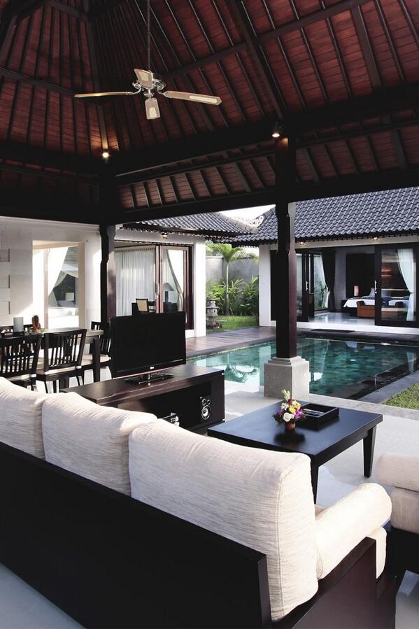 InkInPics's tweet image. Need.