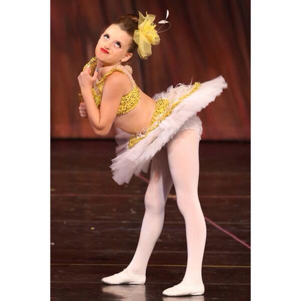She's a sassy girl 

<a href="/Freshfacesdyl/">Dylynn Jones</a>