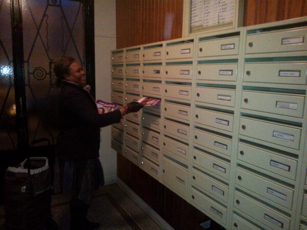 chang_hua's tweet photo. Boitage #mun75013 #paris2014 #alternance avec @MarieLourdieC cc @nk_m @EdithGallois @Patrick_Tremege http://t.co/aDrdA0xoVv