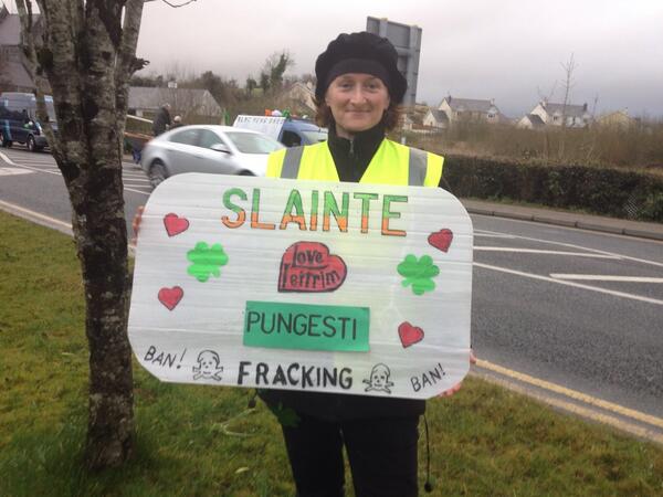 love_leitrim's tweet photo. From #ireland to #Pungesti Remembering you in solidarity on #stpatricksday2014 @RosiaMontanaInt @RomaniaRising http://t.co/bDLAnp80y8