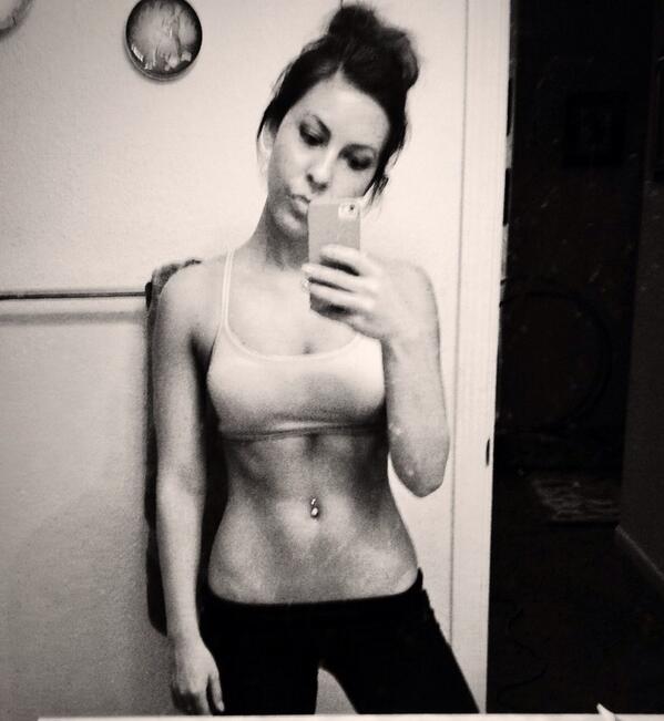 karisssae's tweet image. Just gunna ignore the fact that I had a candy bar at lunch 😁🍫 #springbreakgrind