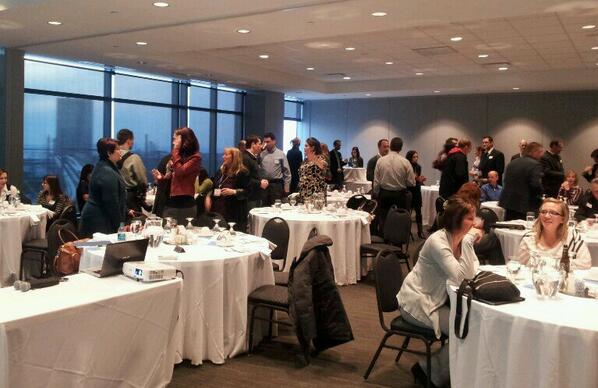 KaseyCrabtree's tweet photo. So excited about our #CLEAMA dinner w @JoePulizzi at @AloftCLE. Good crowd! http://t.co/0taV7gIkMx