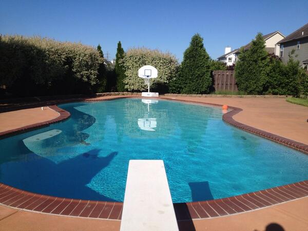 diggydevo's tweet image. Just my back yard you know #brokeproblems