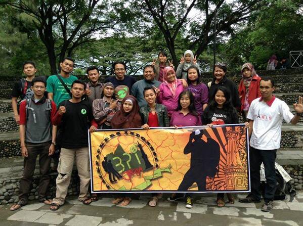 Kopdar backpacker indonesia chapter jateng DIY regional solo <a href="/balekambang/">asep kusnady</a> 2 maret 2014