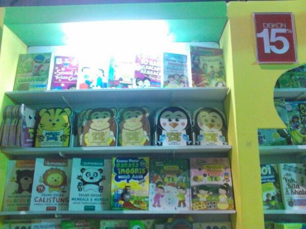 wahyumedia's tweet photo. Diskon 15% untuk semua produk Wahyumedia di Stan Agromedia Islamic Book Fair 2014. http://t.co/ZnS69qaDOG