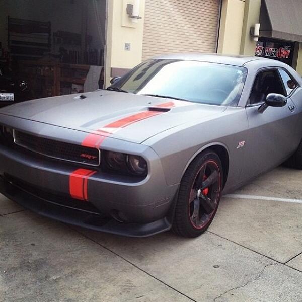 SportCar_Nation's tweet photo. Matte Grey SRT http://t.co/FnTIMpfhX2