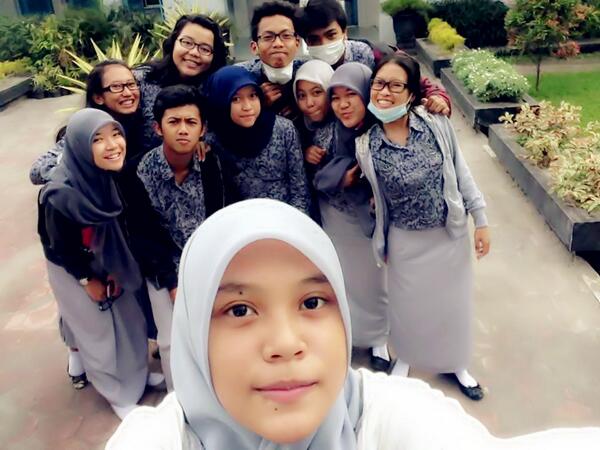 desination14's tweet photo. we are @singokece http://t.co/ahHGgCnqXn