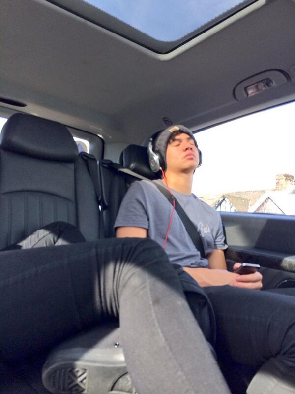 5SOS's tweet image. Falls asleep about 60 times a day @Calum5SOS