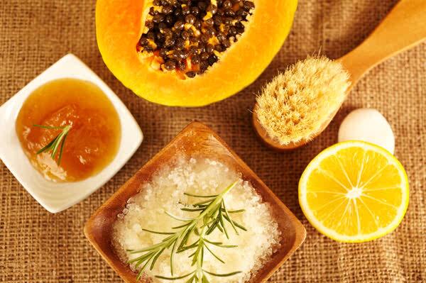 greeneightInd's tweet photo. NATURAL FRUITY SCRUB : 100% Perawatan Herbal dr buah2 segar b'fungsi angkat kulit mati &amp; toksin yg nempel di tubuh. http://t.co/PjFyegeBRQ