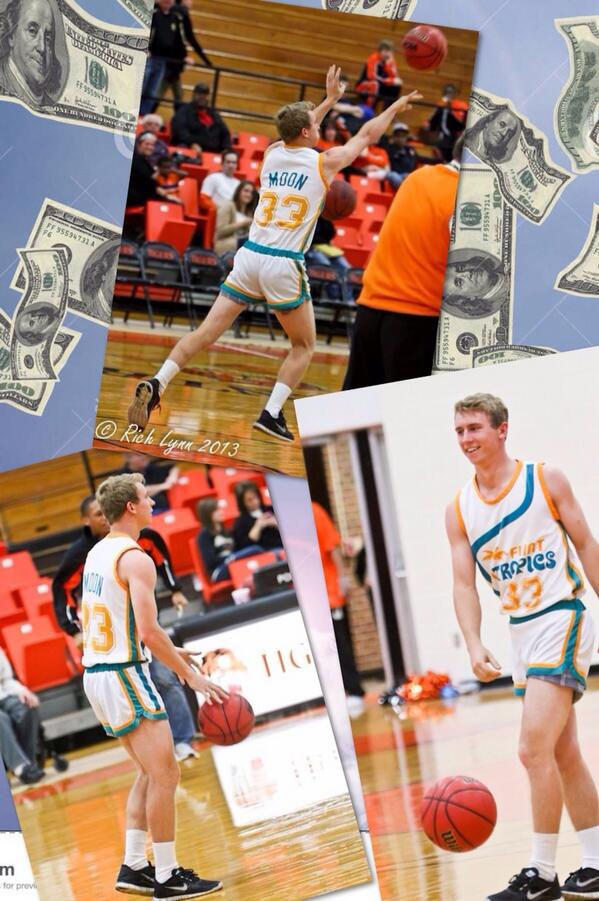 I'm very confident about tonight but a Jackie Moon appearance would lay any doubt to rest. #jackie's_jungle