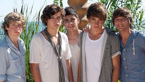 BananakinSky's tweet photo. Brb crying... 

#KCA #Vote1DUK http://t.co/HmRABN8LG7
