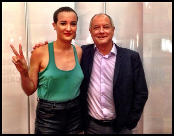 PatrickSimonin's tweet image. Avec la tunisienne #Amina #Sboui à @Tv5monde pour son témoignage #MonCorpsMAppartient #Tunisie