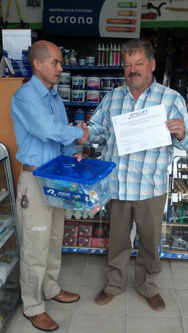 PCP_plasticos's tweet photo. #PCP felicita al Depósito Materiales la Piragua, de Santuario, por ser fiel a nuestra marca PCP.
 #Amigoferretero http://t.co/WLEZefsU3w