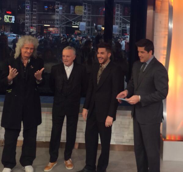 GlamilyUpdates tweet picture