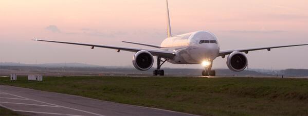 airfrance's tweet photo. #Spring is #mainstream! Let's dream about #summer :) Discover the 2014 SUMMER #SCHEDULE! http://t.co/xXvbSf7W5n http://t.co/rSMiJIxinx