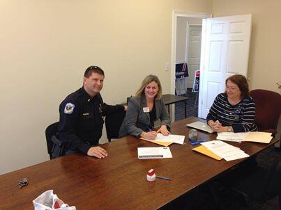 cindiyeager's tweet photo. Yesterday I qualified at the @cobbgop office for the election. The team is working hard preparing for May 20th #gagop http://t.co/wi9V001DaV