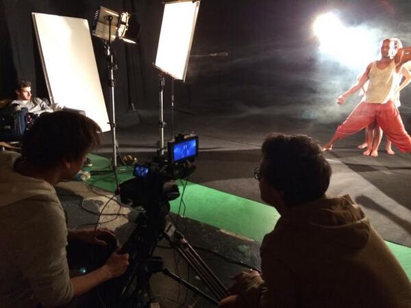 DocenStock1's tweet photo. Photo de tournage pour le prochain documentaire "Le grand Roman de l'homme" #4 des danseurs... http://t.co/Y757QdkNsT