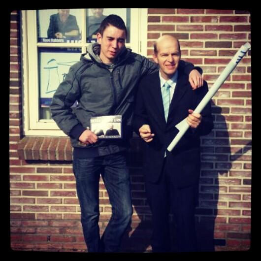 urkschenk's tweet photo. De zwevende kiezer opzoeken met @KoosRabbers #timeforchange http://t.co/PL9MkWlMej