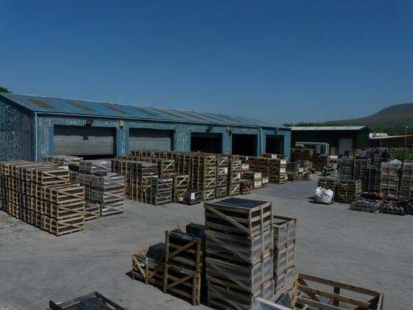 YateSlate's tweet photo. We have a variety of slate in vast quantity at all times. Please call 01200 427711 for more information. http://t.co/BtQgFAas86