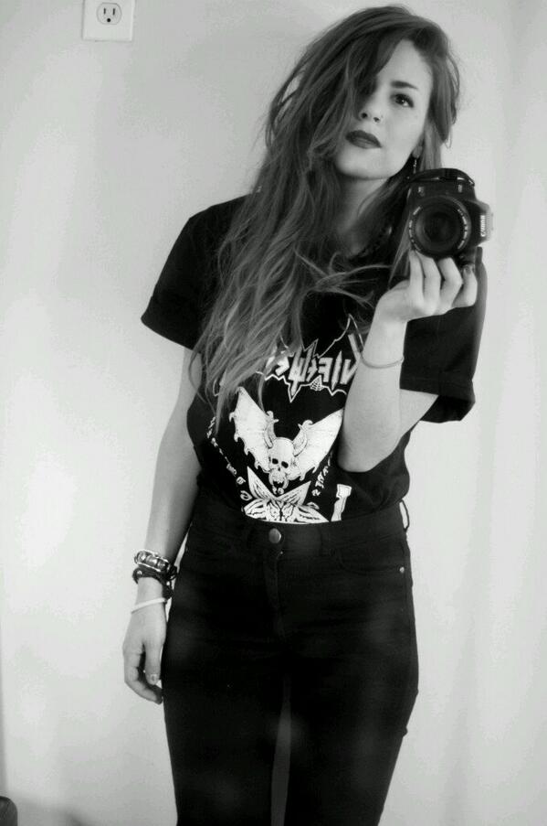itsskyrdj's tweet photo. pretty face and electric soul. http://t.co/2nKk2JLhYd