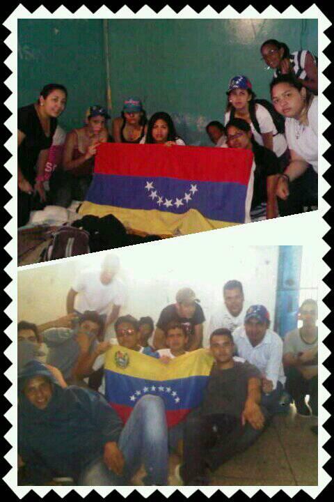 besosdiabeticos's tweet photo. ¡FUERZA! RT @movilizadorespt: #PuntoFijo Nuestros muchachos detenidos en #PoliFalcon. Foto de hoy #6M a las 9:15am. http://t.co/VbmaqBsWKr