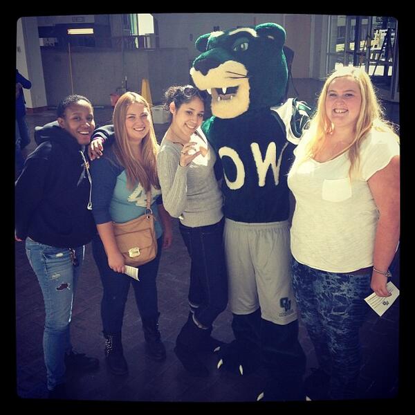 SUNYOldWestbury's tweet photo. What's your favorite #OWWIN memory? Start thinking... #MascotMadness is upon us! @YoungOWAlum @OW_Panthers http://t.co/XbQb3xAHqm