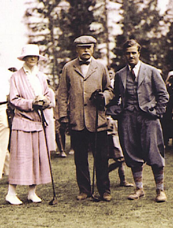 FairmontJPL's tweet photo. #Throwbackthursday Canada's most influential Golf Course Architects Stanley Thompson (Far Right) #theman #golfjasper http://t.co/4phvzxAKIm