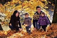 DealsInDC's tweet photo. #deal $77 for 16 Studio or Outdoor Portrait Sessions Including Prints ($479.95 Value) http://t.co/TF4u46ac5G http://t.co/6M1FmpxCEk