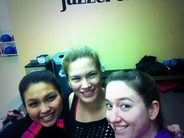 JazzerciseMcLn's tweet photo. Selfie w/instructors Aizana, Heidi, &amp; Danielle! So excited 4 all the new music! @JazzerciseMcLn @JazzerciseInc http://t.co/ehuoixK8Aa