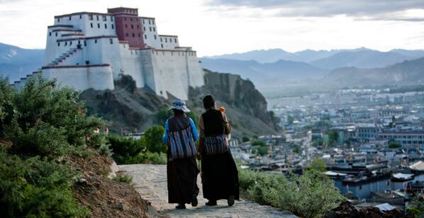 Day 4: Photo of two pilgrim women at Shigatse from 2012 Tibet trip. #MemoriesOfKailash #countdown #1MoreDay