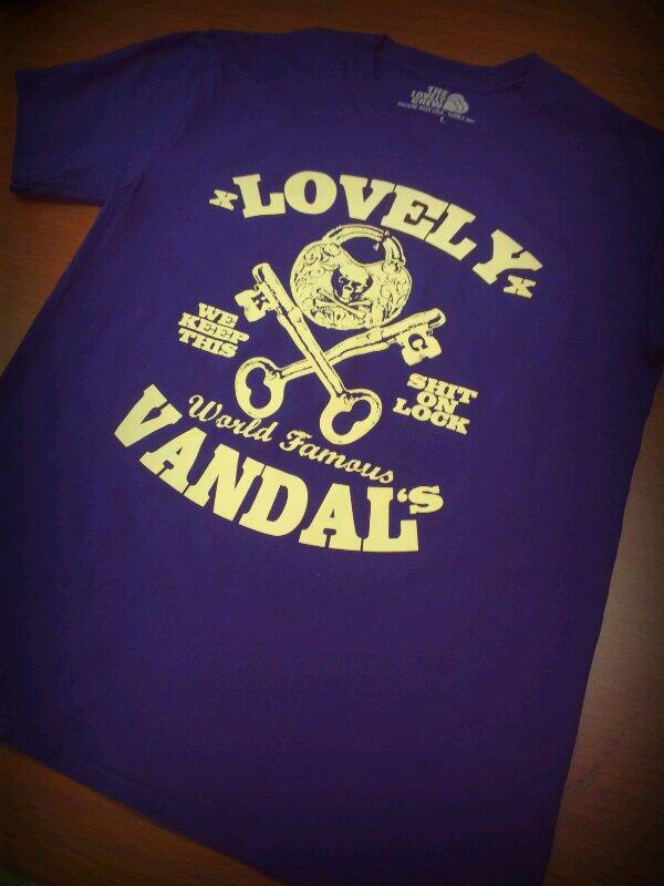 ZachLovely's tweet photo. The Vandals toys can't handle...Lovely Crew http://t.co/fGcnZNVq4m http://t.co/pJewsxDHWW